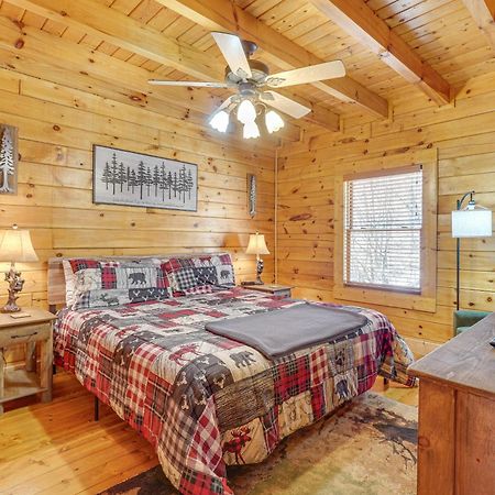 Sevierville Cabin With Deck Minutes To Pigeon Forge Buitenkant foto