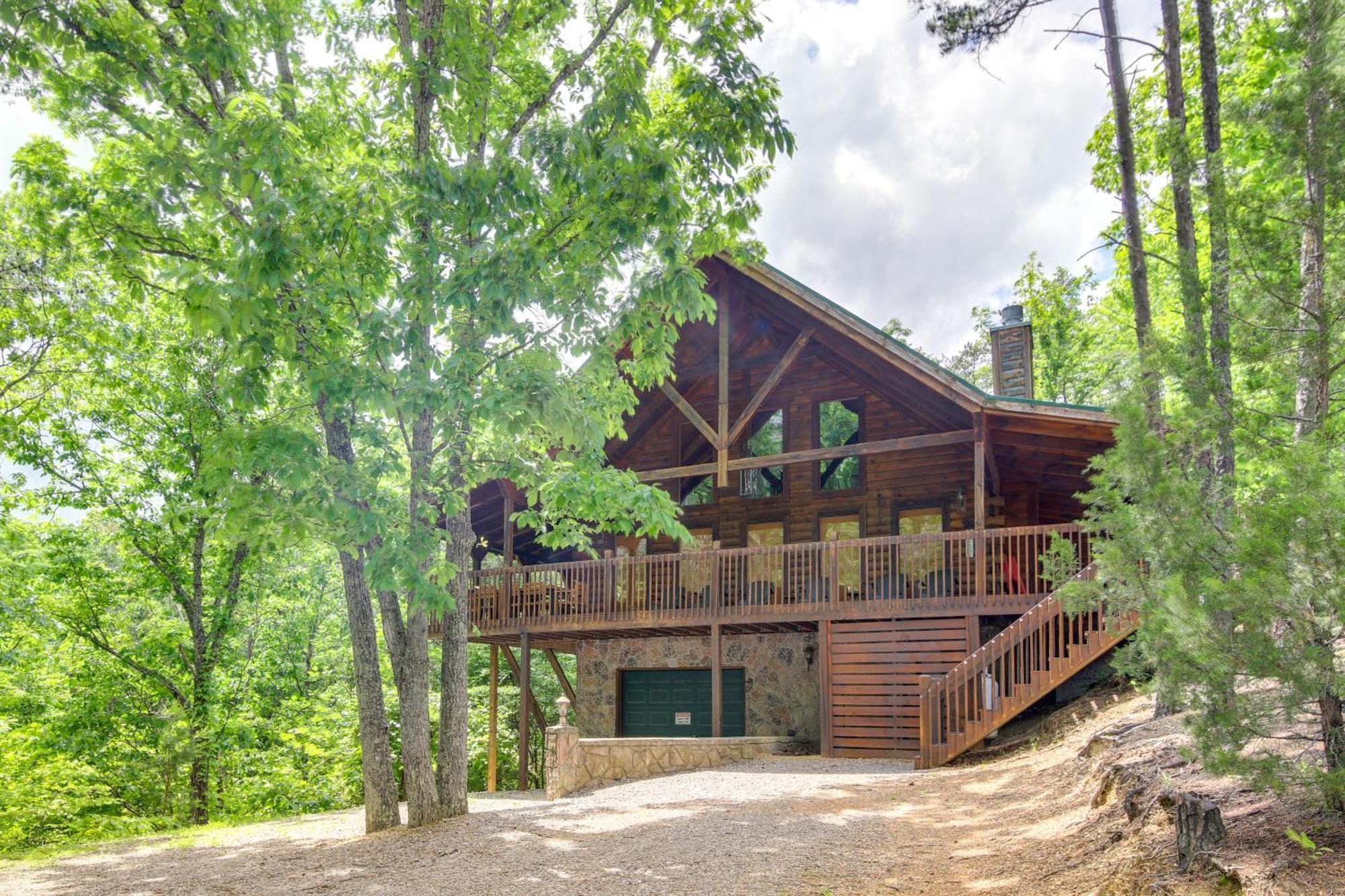 Sevierville Cabin With Deck Minutes To Pigeon Forge Buitenkant foto