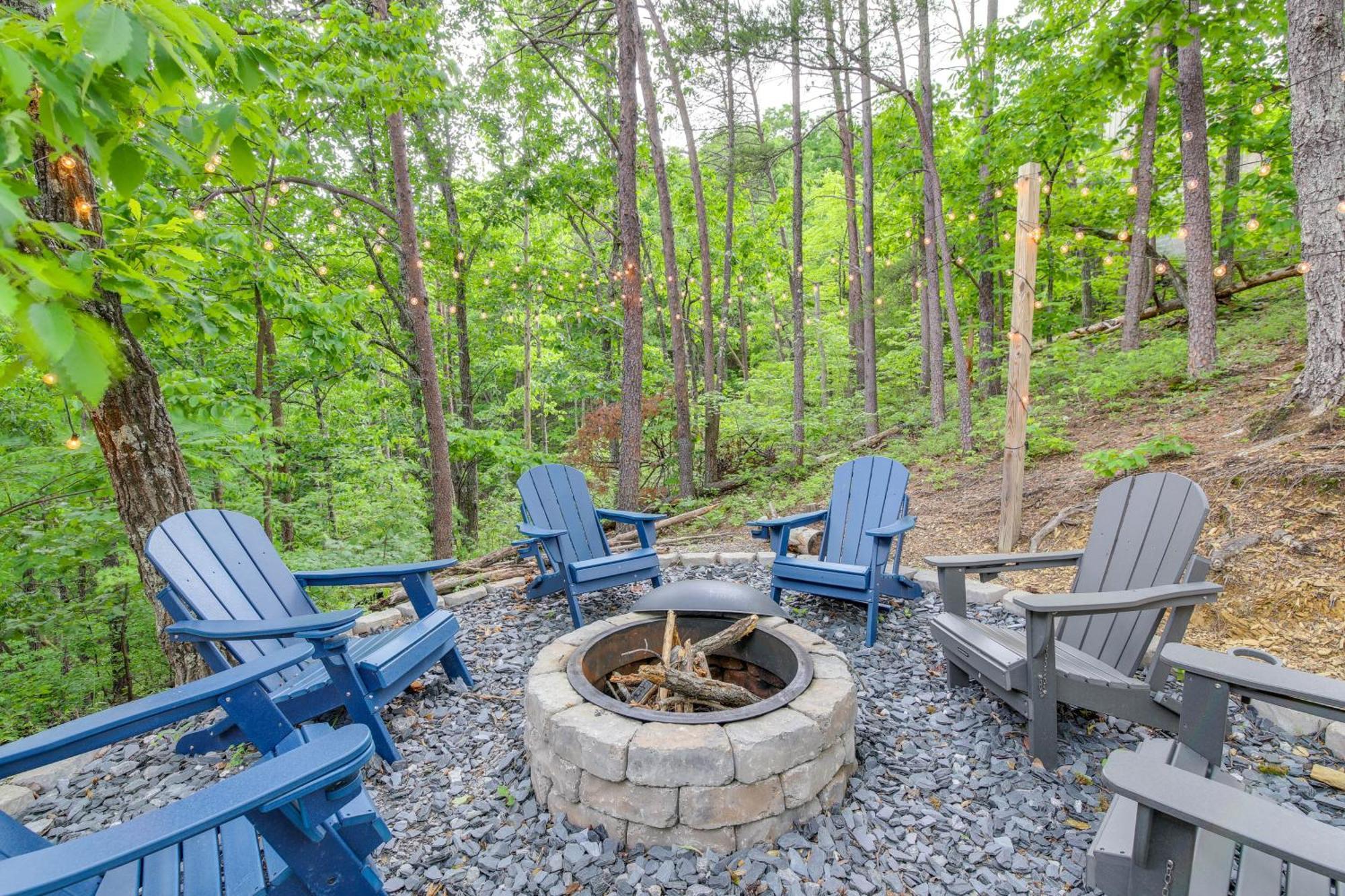 Sevierville Cabin With Deck Minutes To Pigeon Forge Buitenkant foto